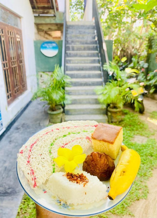 米瑞莎 Coconut Reach酒店 外观 照片